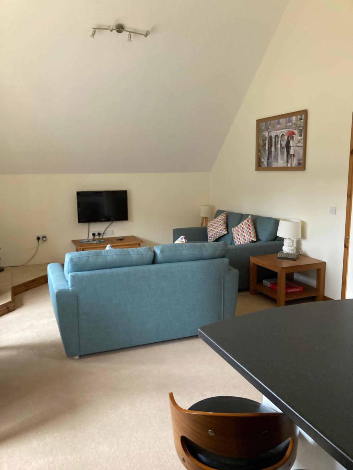 Springbank Apartment - Sleeps 4 - Pet Friendly フォート・ウィリアム エクステリア 写真